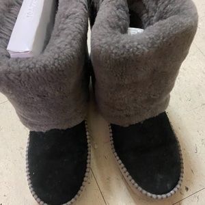 Uggs size 10
